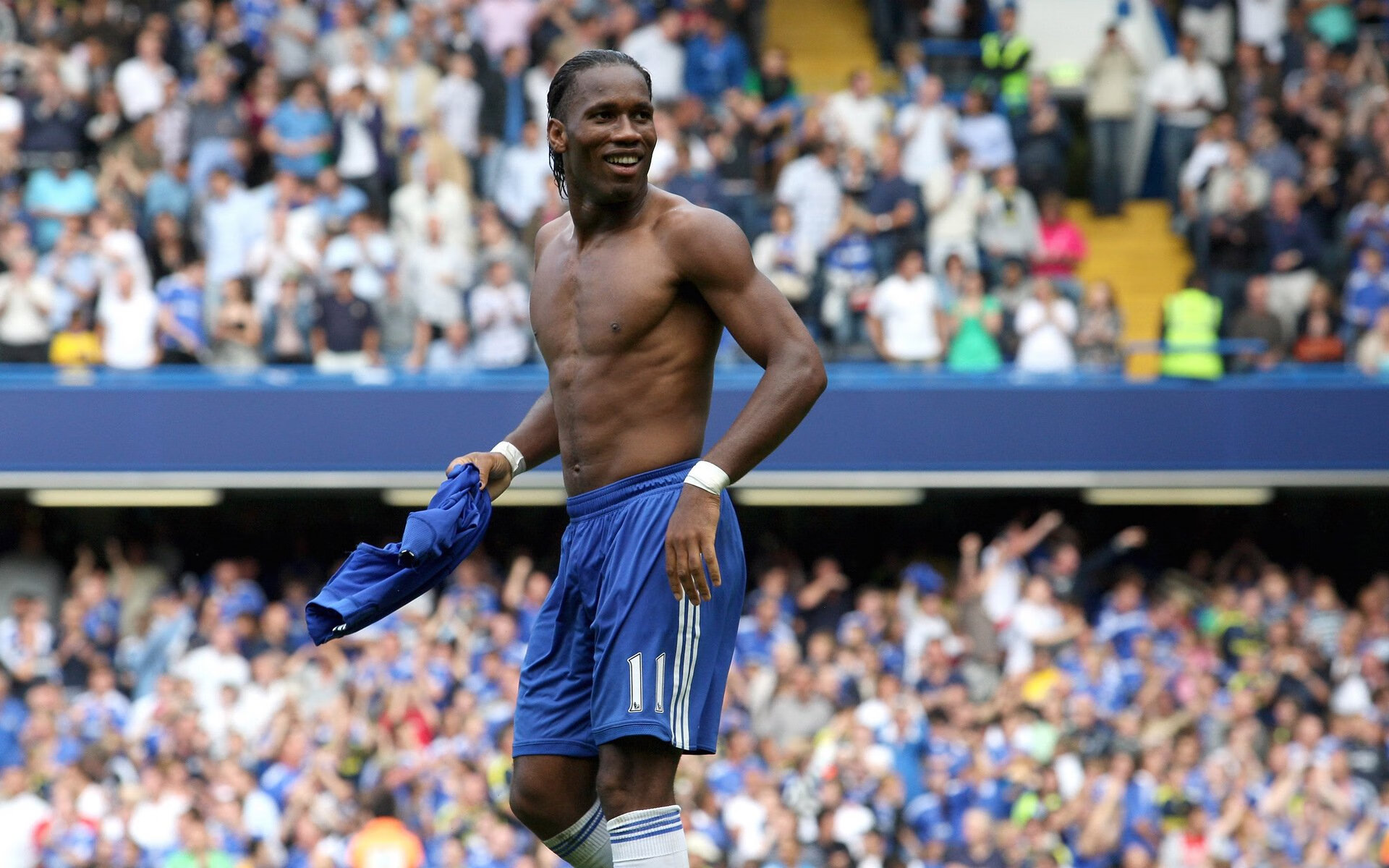 舞台越大越强！奥斯梅恩闪耀全场，尤文火力压制马德里竞技